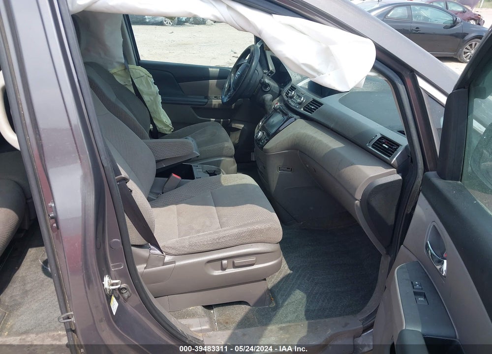 2016 HONDA ODYSSEY SE VIN: 5FNRL5H32GB069956