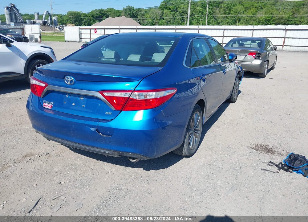 2017 TOYOTA CAMRY SE VIN: 4T1BF1FK8HU775894