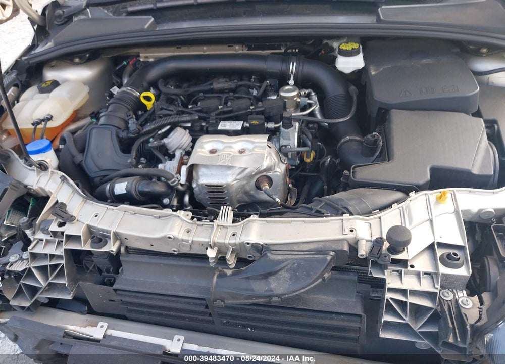 2018 FORD FOCUS SE VIN: 1FADP3FE6JL228155