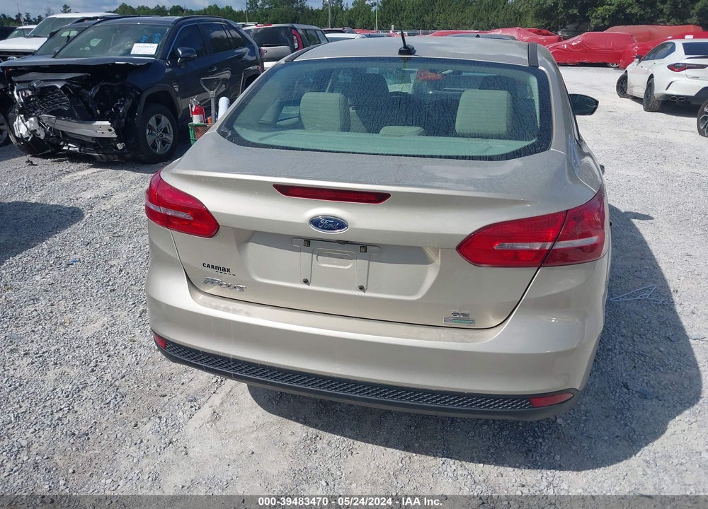 2018 FORD FOCUS SE VIN: 1FADP3FE6JL228155