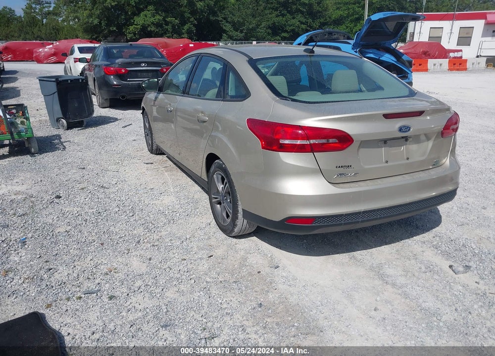 2018 FORD FOCUS SE VIN: 1FADP3FE6JL228155