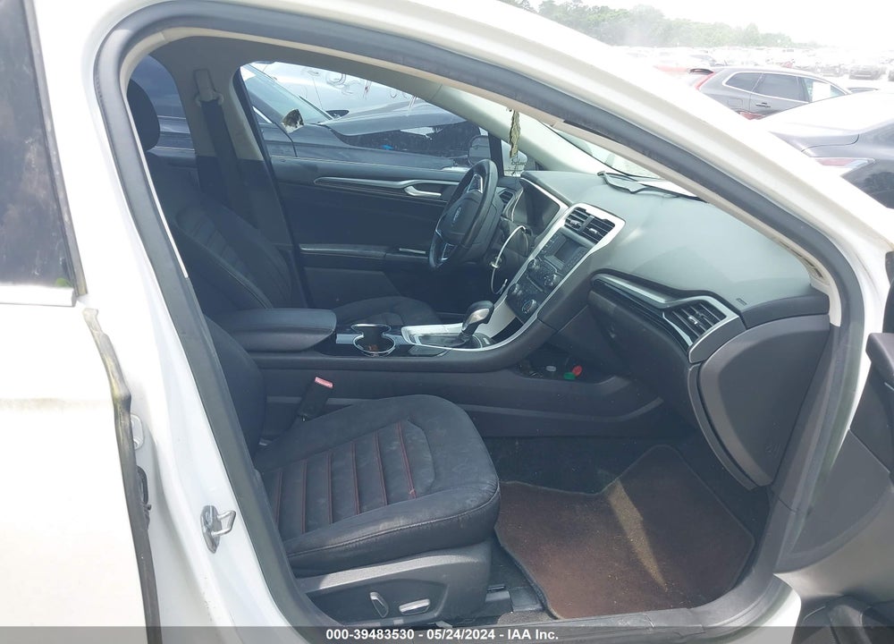 2015 FORD FUSION SE VIN: 1FA6P0HDXF5128261