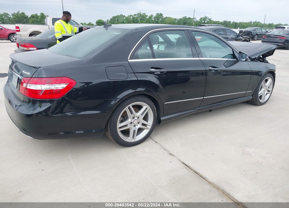 2013 MERCEDES-BENZ E 350 4MATIC VIN: WDDHF8JB3DA750708