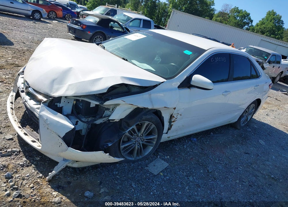 2015 TOYOTA CAMRY SE VIN: 4T1BF1FK6FU083825