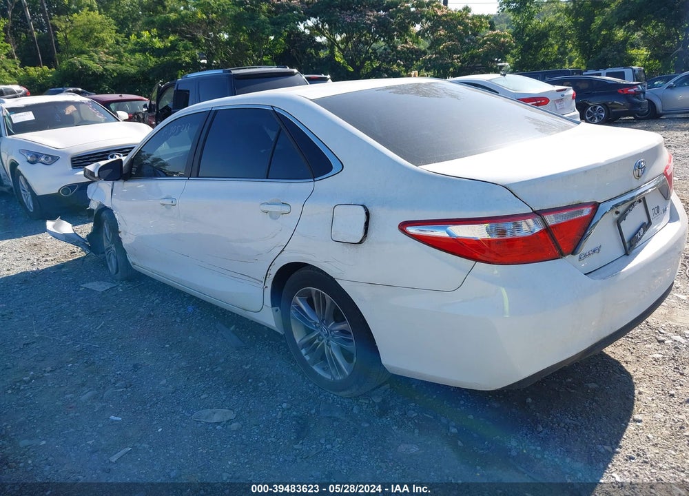 2015 TOYOTA CAMRY SE VIN: 4T1BF1FK6FU083825