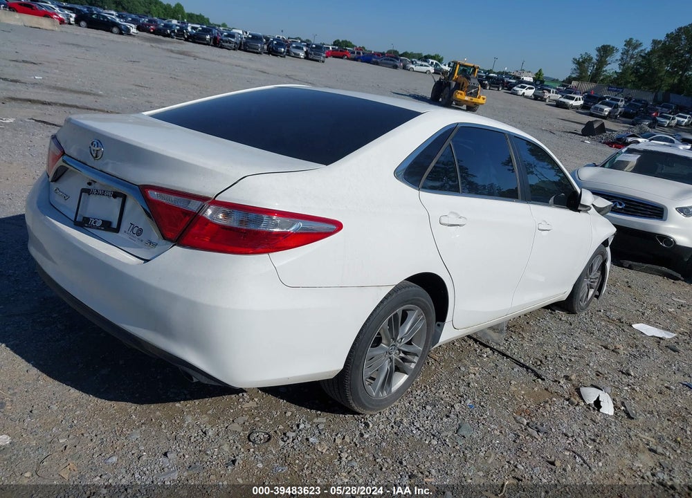 2015 TOYOTA CAMRY SE VIN: 4T1BF1FK6FU083825
