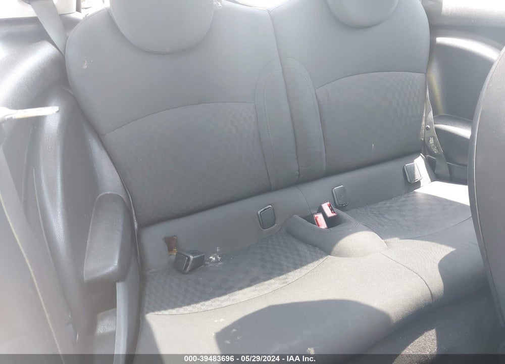 2008 MINI COOPER VIN: WMWMF33578TT60821