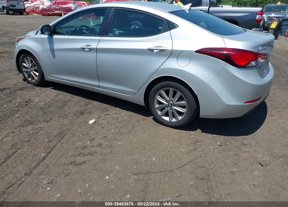 2015 HYUNDAI ELANTRA SE VIN: 5NPDH4AE3FH641098