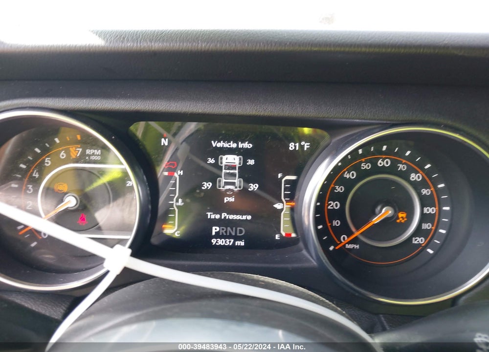 2019 ANGLER JEEP WR UNLIMITED SAHARA 4X4 VIN: 1C4HJXEG1KW526684