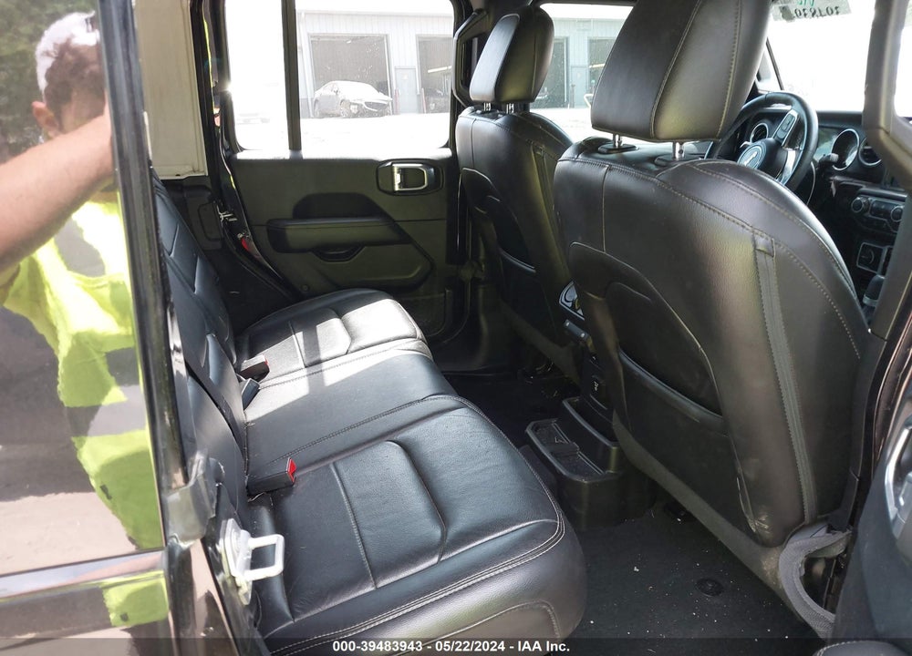 2019 ANGLER JEEP WR UNLIMITED SAHARA 4X4 VIN: 1C4HJXEG1KW526684
