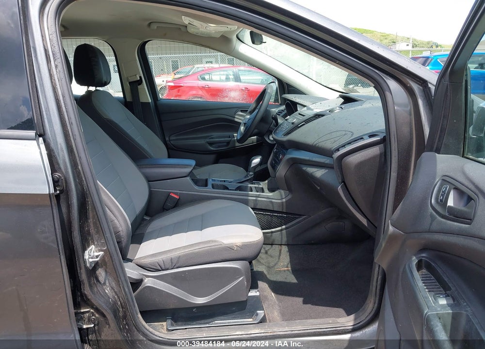 2017 FORD ESCAPE S VIN: 1FMCU0F72HUC32797