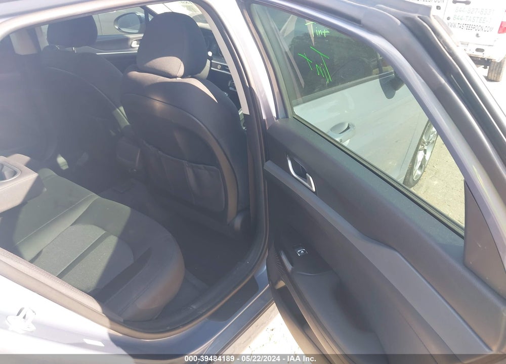 2022 KIA K5 LXS VIN: 5XXG14J2XNG162159