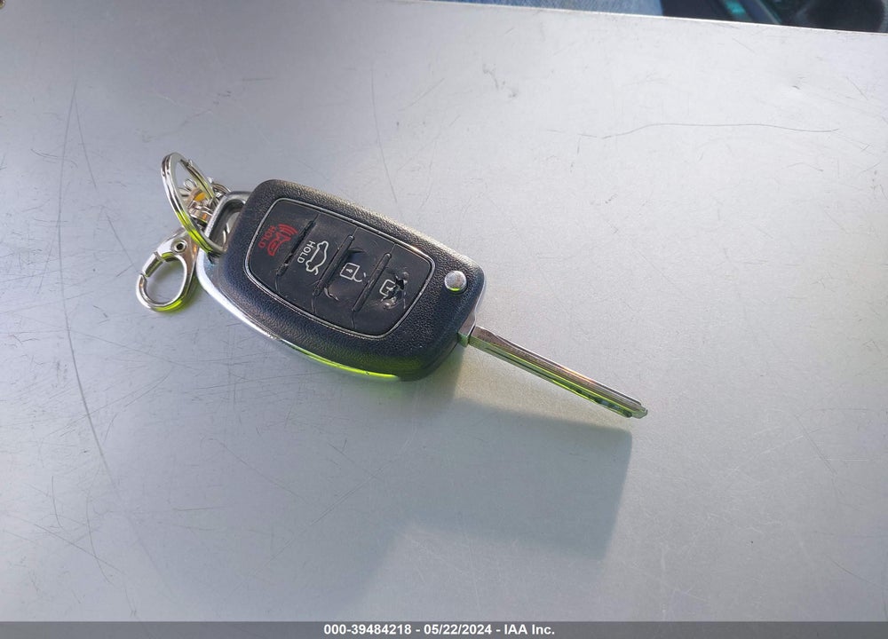 2017 HYUNDAI SONATA SE VIN: 5NPE24AFXHH453678