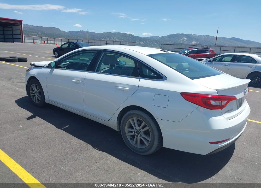 2017 HYUNDAI SONATA SE VIN: 5NPE24AFXHH453678