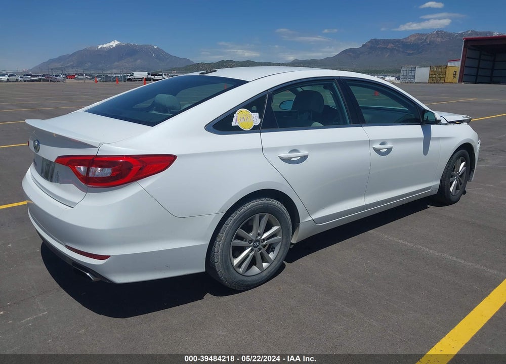 2017 HYUNDAI SONATA SE VIN: 5NPE24AFXHH453678