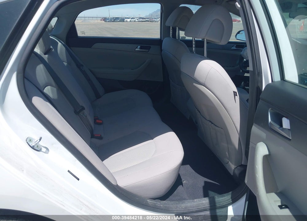 2017 HYUNDAI SONATA SE VIN: 5NPE24AFXHH453678