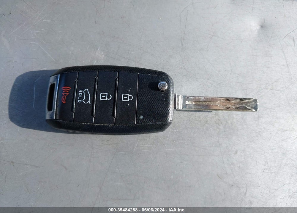 2017 KIA SOUL VIN: KNDJN2A23H7485996