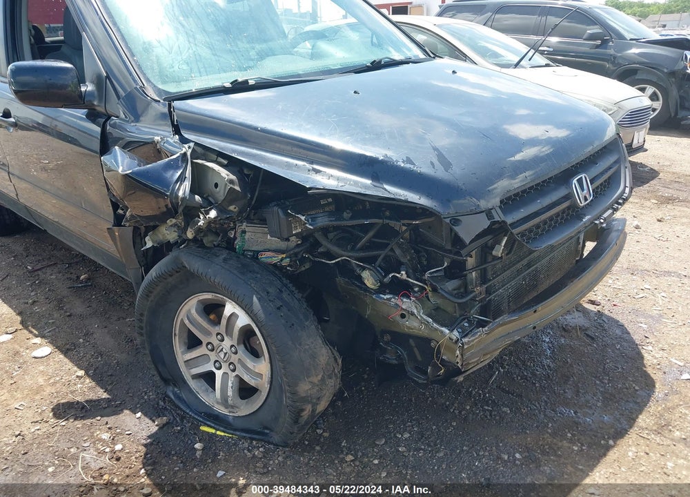 2005 HONDA PILOT EX-L VIN: 5FNYF18555B037786