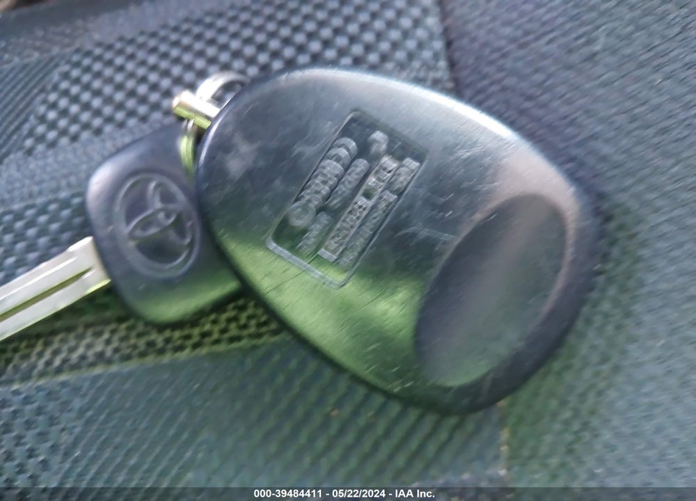 1997 TOYOTA RAV4 VIN: JT3HP10V7V7047173
