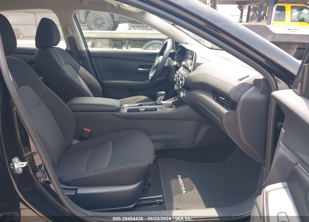 2024 NISSAN SENTRA SV XTRONIC CVT VIN: 3N1AB8CV9RY282746