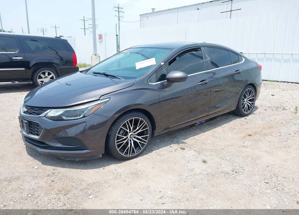 2017 CHEVROLET CRUZE LT AUTO VIN: 1G1BE5SM1H7223117