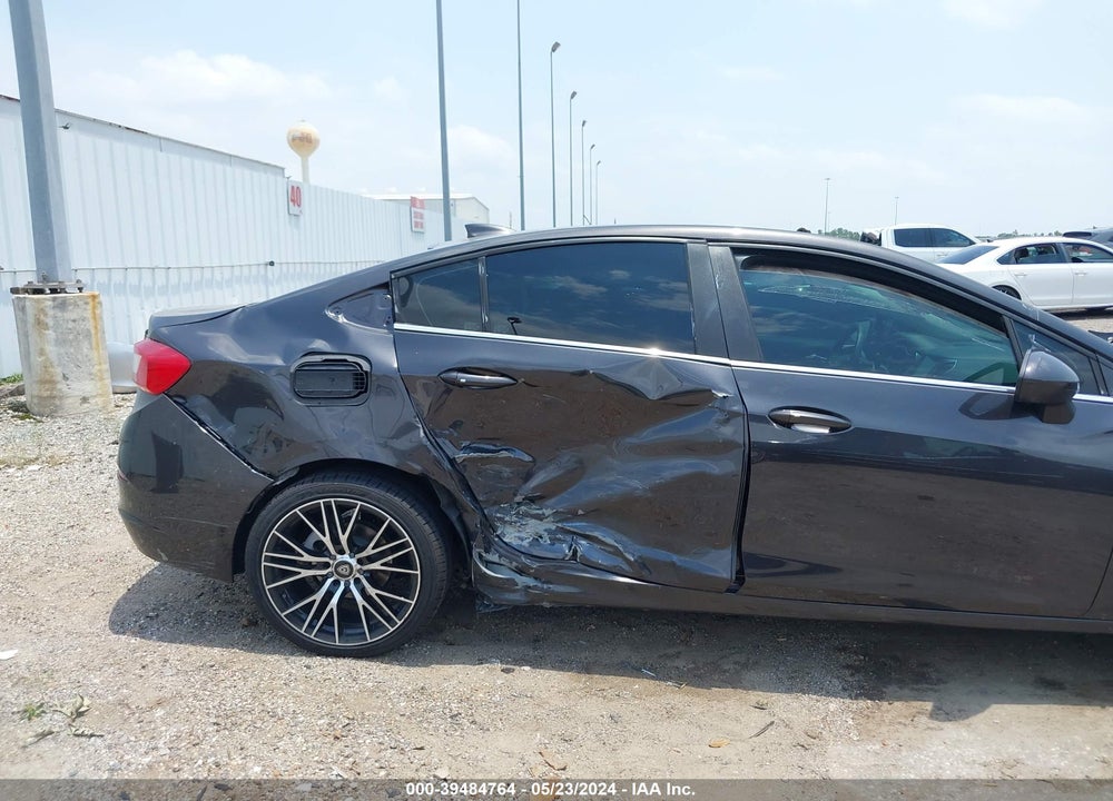 2017 CHEVROLET CRUZE LT AUTO VIN: 1G1BE5SM1H7223117