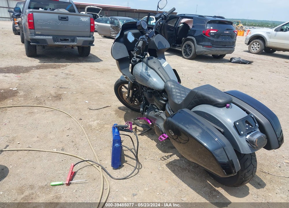 2022 HARLEY-DAVIDSON FXLRS VIN: 1HD1YWZ1XNB012727