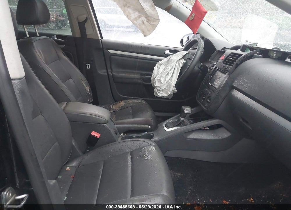 2007 VOLKSWAGEN JETTA VIN: 3VWEF71K57M135234