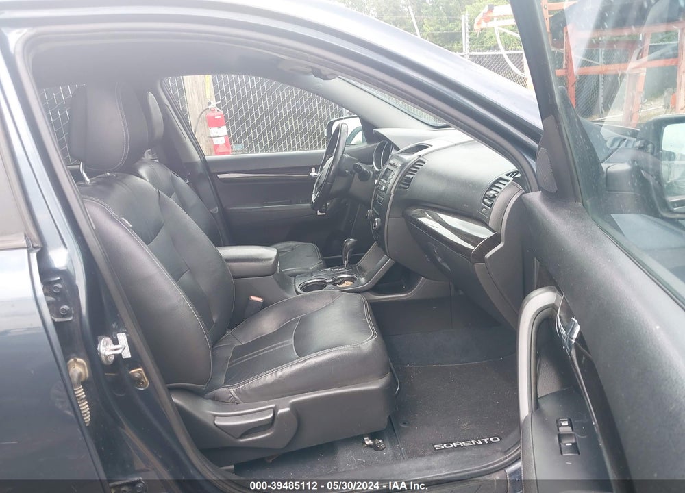 2011 KIA SORENTO EX VIN: 5XYKU4A10BG074818