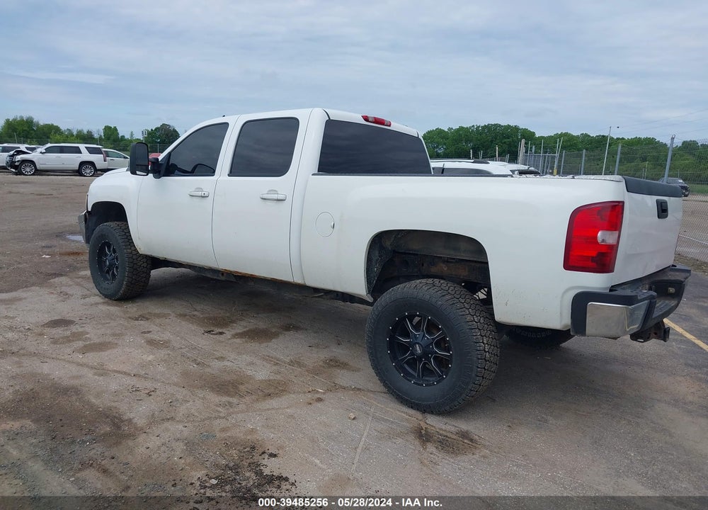 2011 CHEVROLET SILVERADO 2500HD LTZ VIN: 1GC1KYC89BF203869