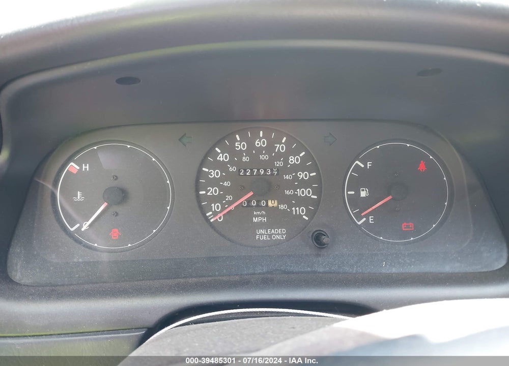 1995 TOYOTA COROLLA VIN: 2T1AE04B7SC086398