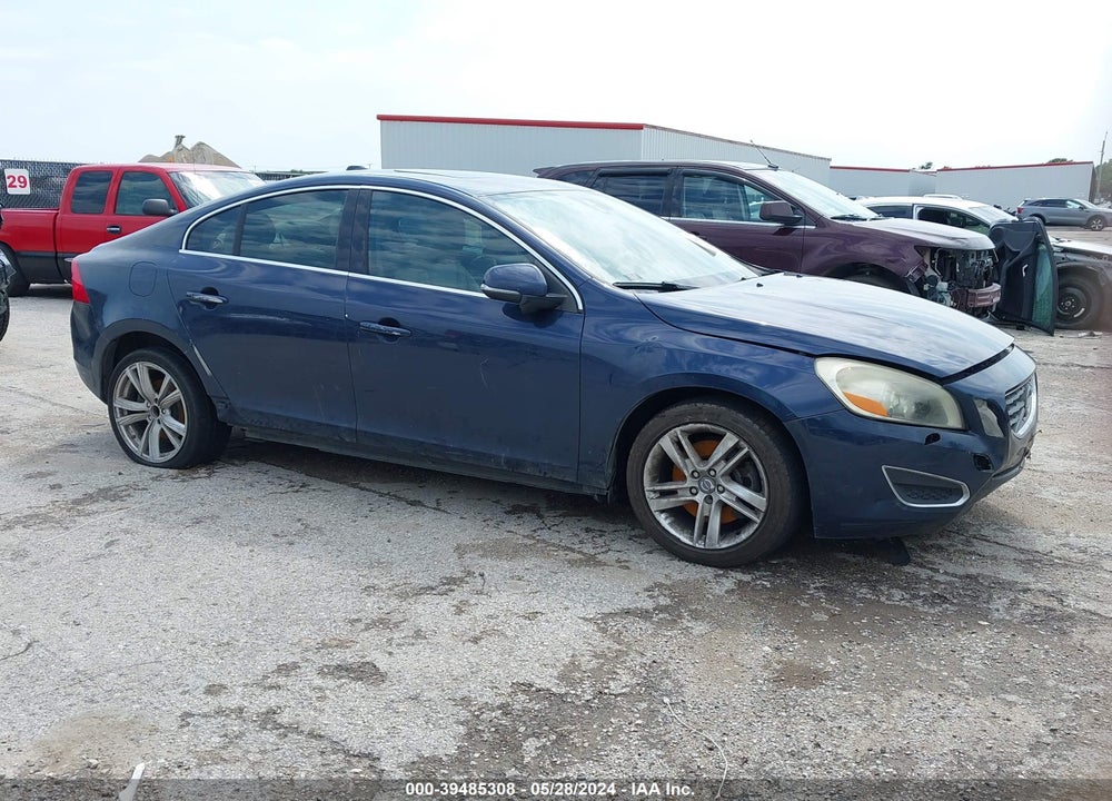 2011 VOLVO S60 T6 VIN: YV1902FHXB2018801