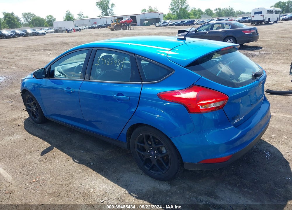 2016 FORD FOCUS SE VIN: 1FADP3K26GL359395