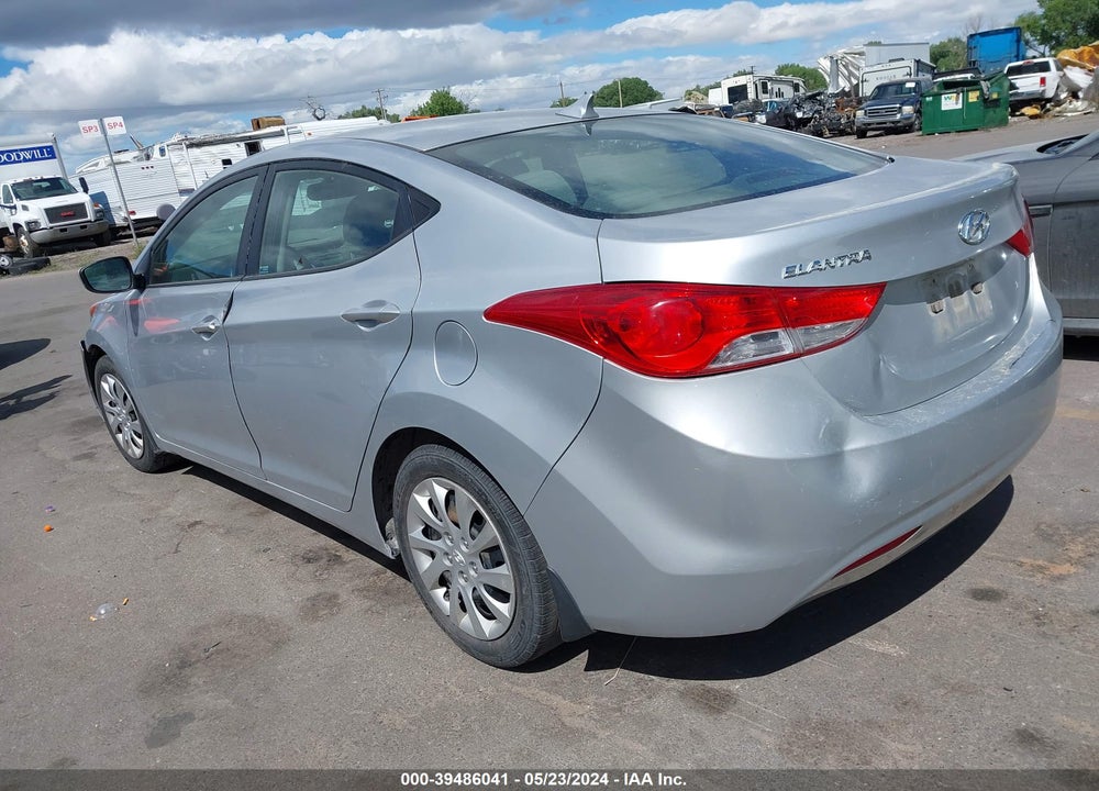 2013 HYUNDAI ELANTRA GLS VIN: 5NPDH4AE7DH161031