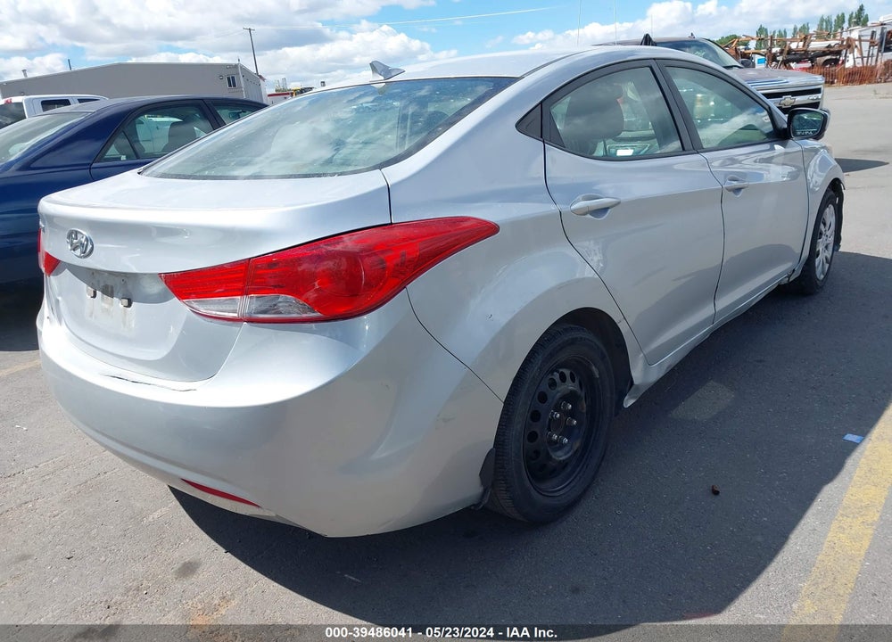 2013 HYUNDAI ELANTRA GLS VIN: 5NPDH4AE7DH161031