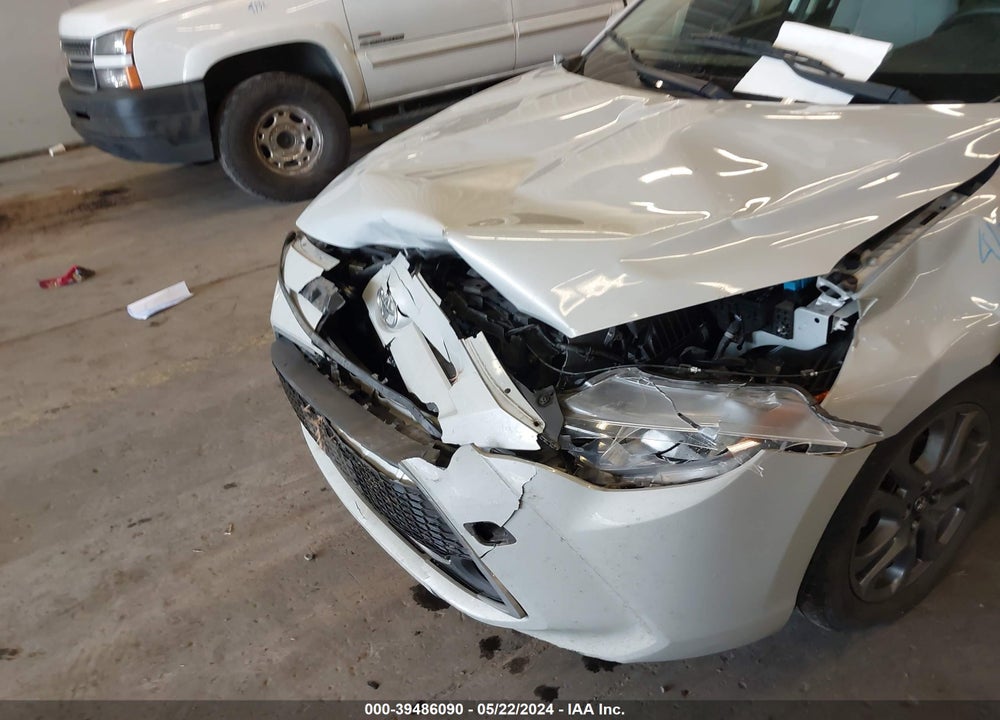 2019 TOYOTA YARIS LE VIN: 3MYDLBYV4KY514352