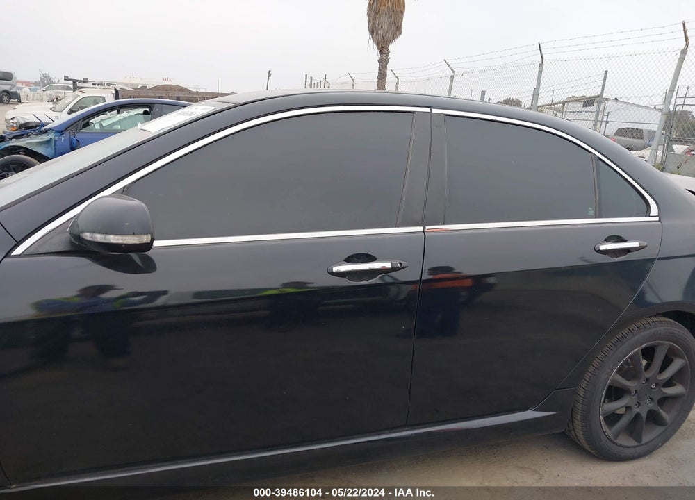 2004 ACURA TSX VIN: JH4CL96924C021711