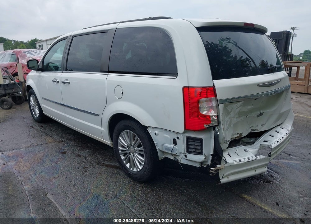 2016 CHRYSLER TOWN & COUNTRY TOURING-L ANNIVERSARY EDITION VIN: 2C4RC1CG2GR149250