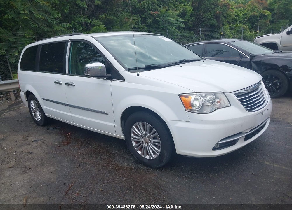 2016 CHRYSLER TOWN & COUNTRY TOURING-L ANNIVERSARY EDITION VIN: 2C4RC1CG2GR149250