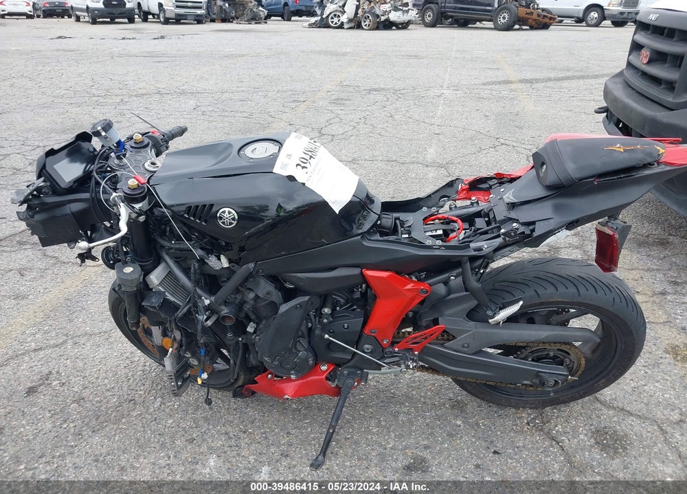 2022 YAMAHA YZFR7 VIN: JYARM38Y1NA000416