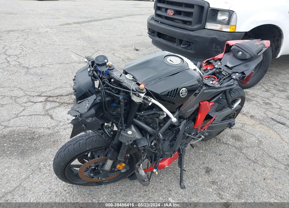 2022 YAMAHA YZFR7 VIN: JYARM38Y1NA000416