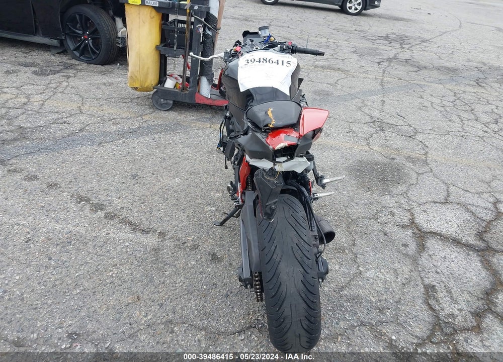 2022 YAMAHA YZFR7 VIN: JYARM38Y1NA000416