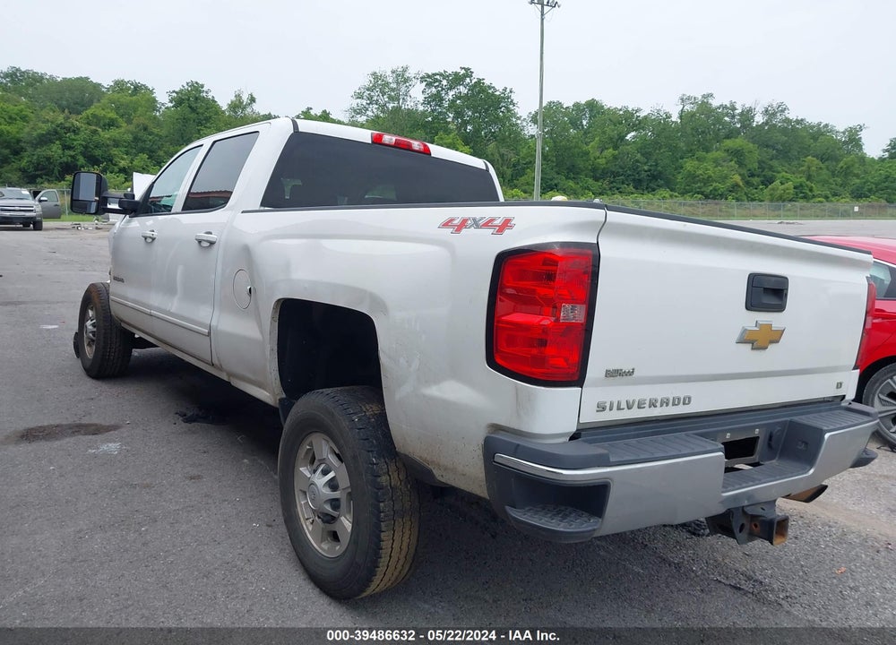 2015 CHEVROLET SILVERADO 2500HD LT VIN: 1GC1KVEG9FF580145