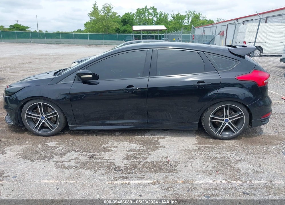 2017 FORD FOCUS ST VIN: 1FADP3L98HL239109