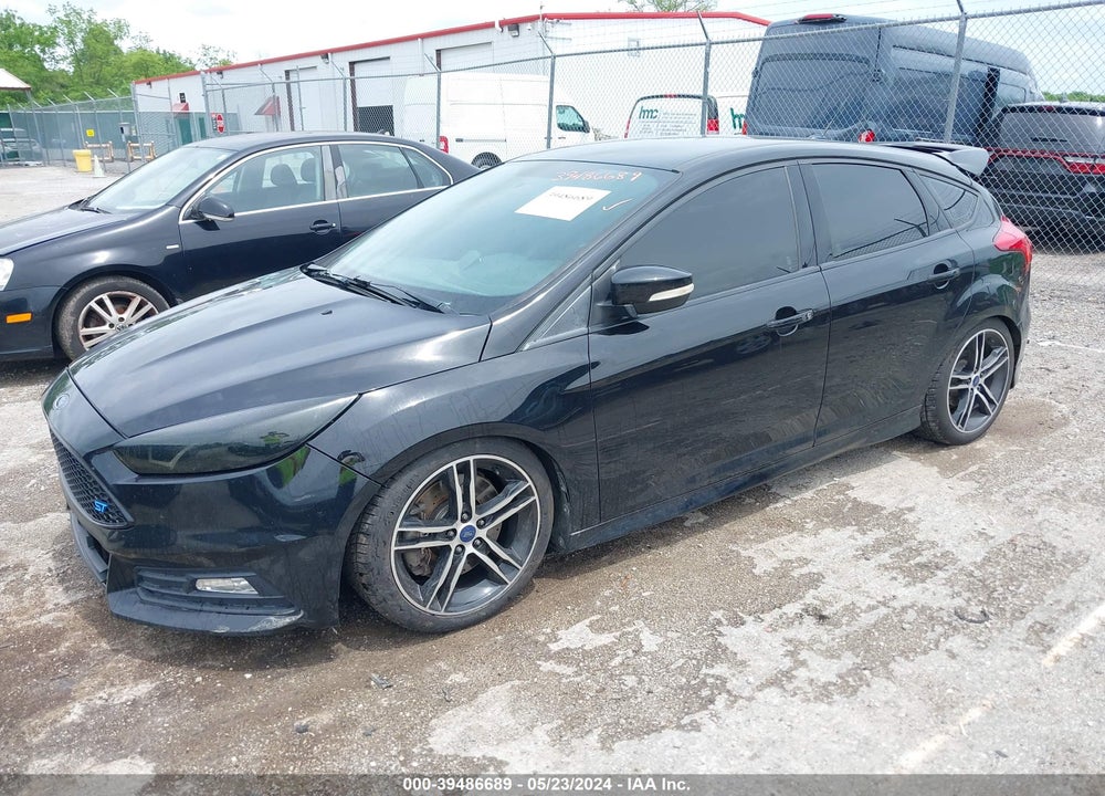 2017 FORD FOCUS ST VIN: 1FADP3L98HL239109