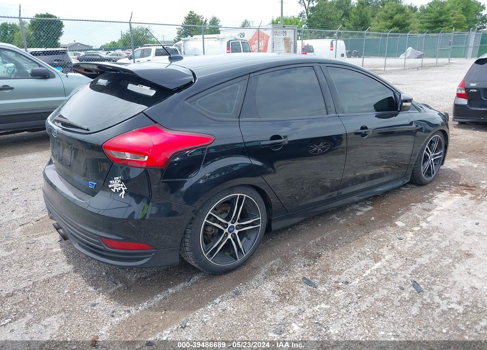 2017 FORD FOCUS ST VIN: 1FADP3L98HL239109
