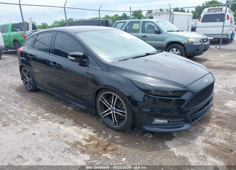 2017 FORD FOCUS ST VIN: 1FADP3L98HL239109