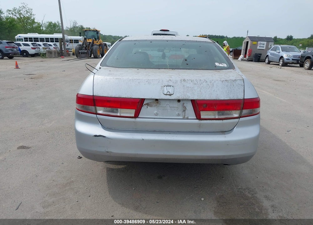 2004 HONDA ACCORD 2.4 LX VIN: 1HGCM55374A010995