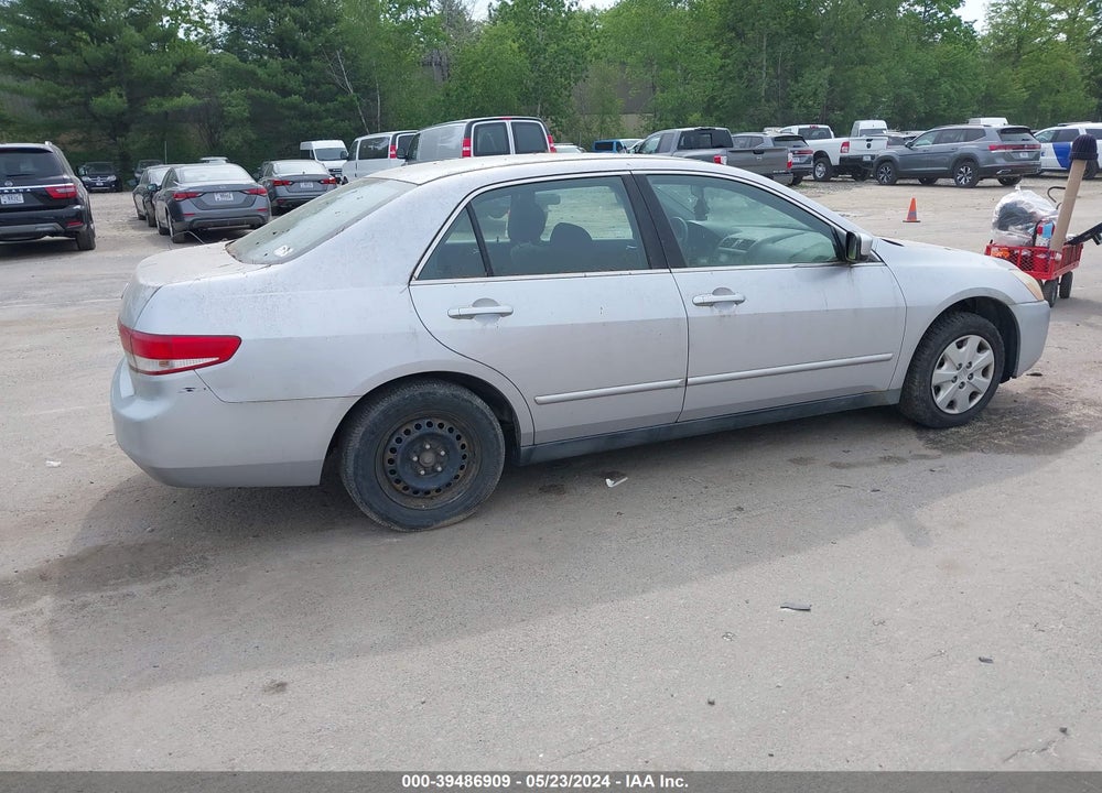 2004 HONDA ACCORD 2.4 LX VIN: 1HGCM55374A010995