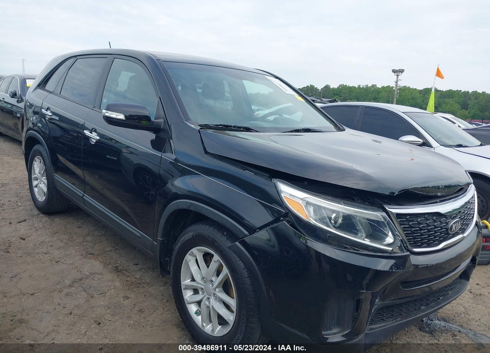2014 KIA SORENTO LX VIN: 5XYKT3A68EG471738